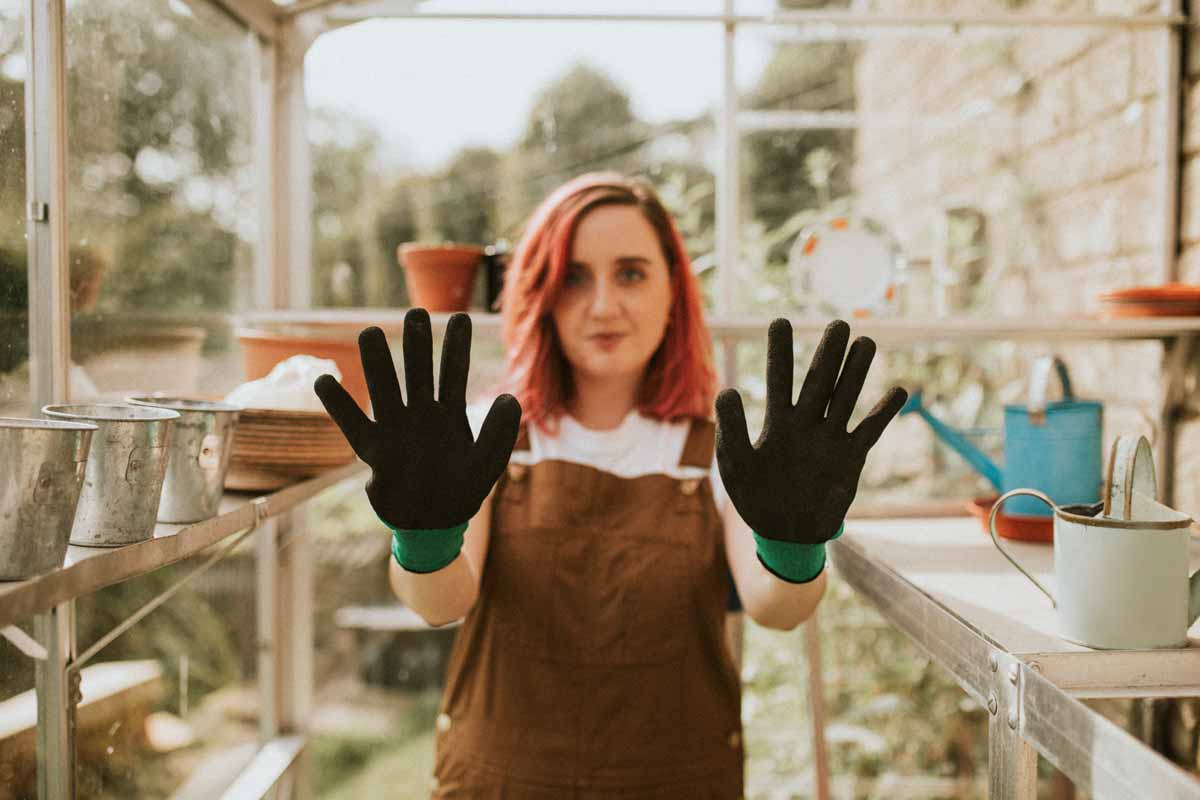 Comment bien choisir ses gants de jardinage ?