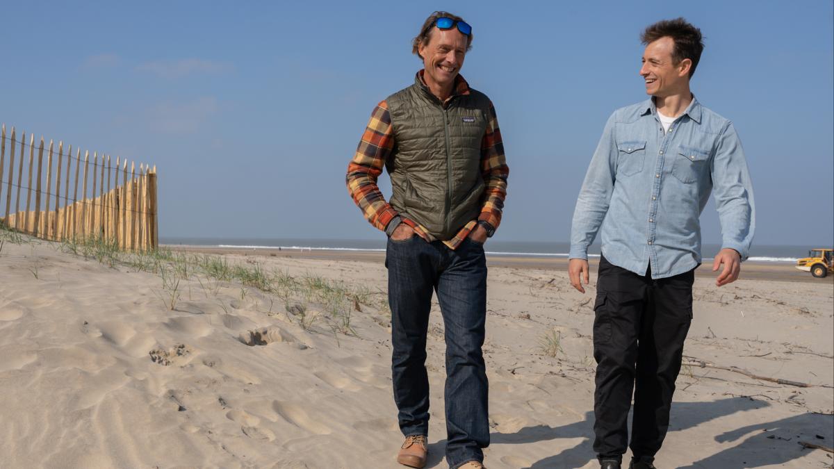 Hugo Clément dévoile le scandale environnemental des plages françaises dans ‘Sur le Front’