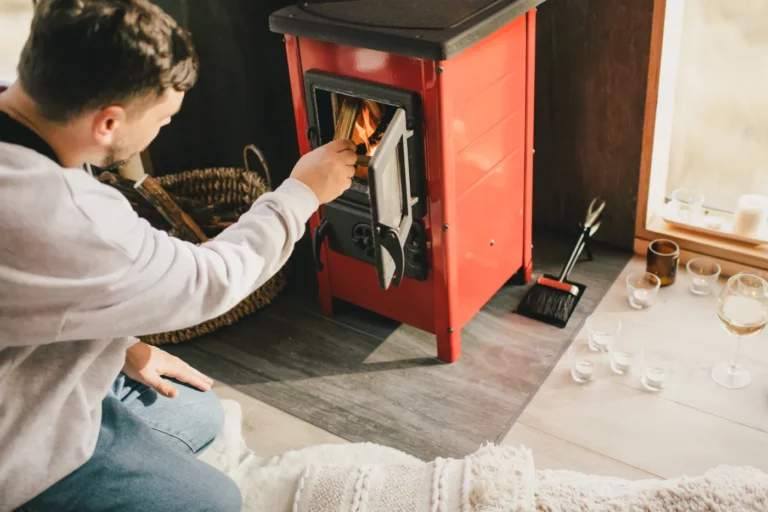 Poêle à bois : 5 choses à savoir lors de vos premières utilisations