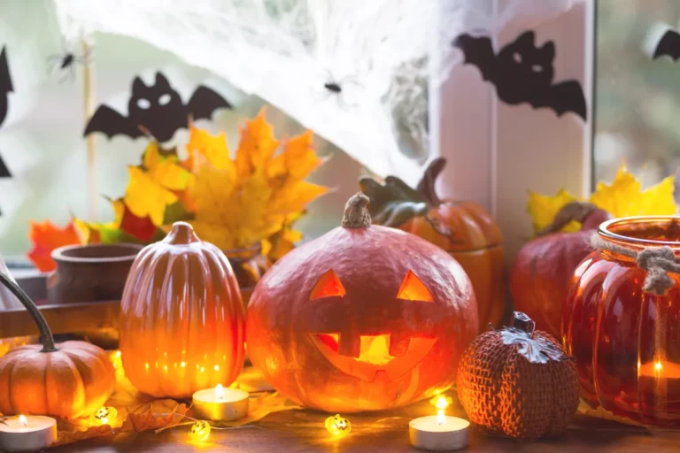 Décorations d'Halloween 2024 : créez une ambiance spooky avec les ressources de votre jardin